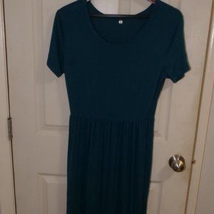 Basic green maxi dress